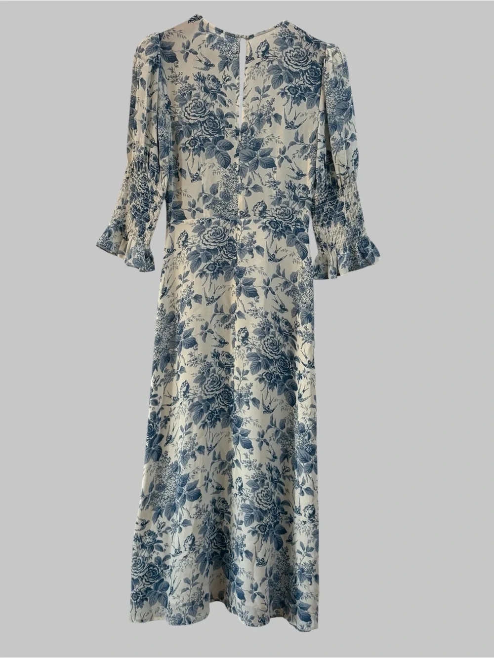 Reformation Carolena Midi Dress in blue floral print - Picture 7 of 13